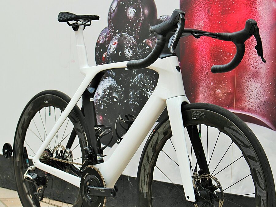 ヨッシー46、 美品Project One GEN7 マドンSLR ヨッシー46、 美品Project One GEN7 マドンSLR 直営店限定