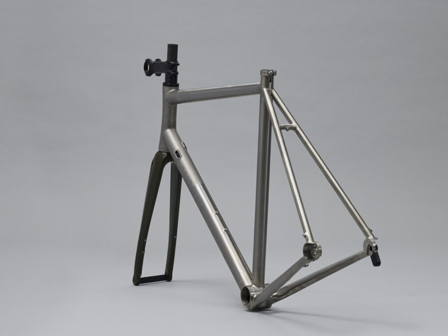 Landrace Tupleo frame rear