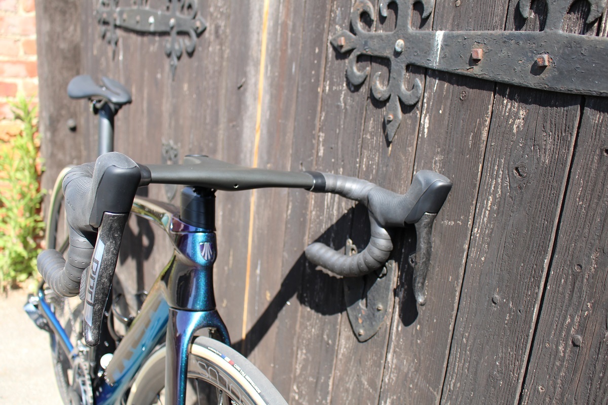 trek emonda slr cockpit